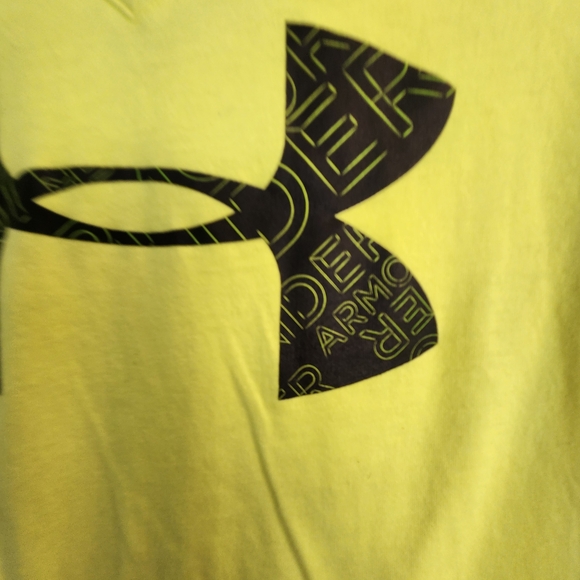 Under Armour Women's Neon Yellow V-Neck Tee Size M Euc - Picture 2 of 4